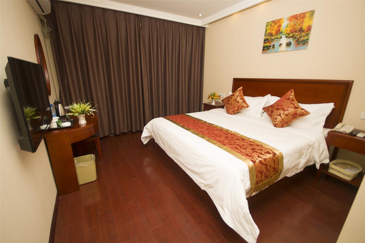 Shells Hanzhong City High Railway Station Renmin Road Hotel Buitenkant foto